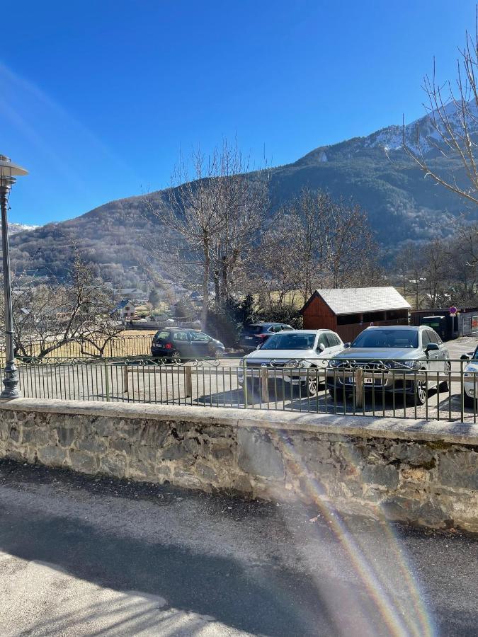 / Maison Bourgeoise Entièrement Rénovée Vignec